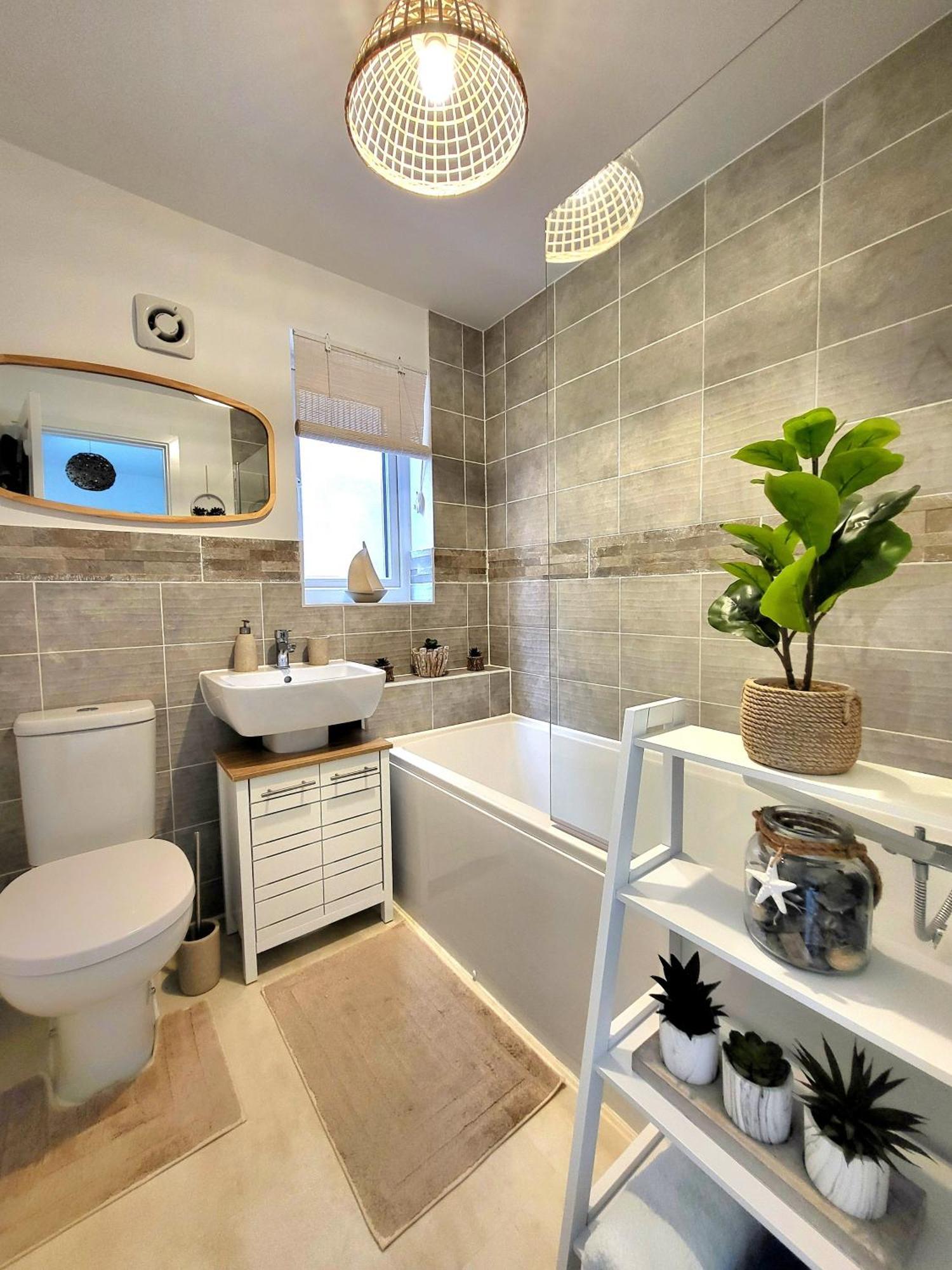 Seaside Beach Themed Home With Garden And Driveway Lytham St Annes Extérieur photo