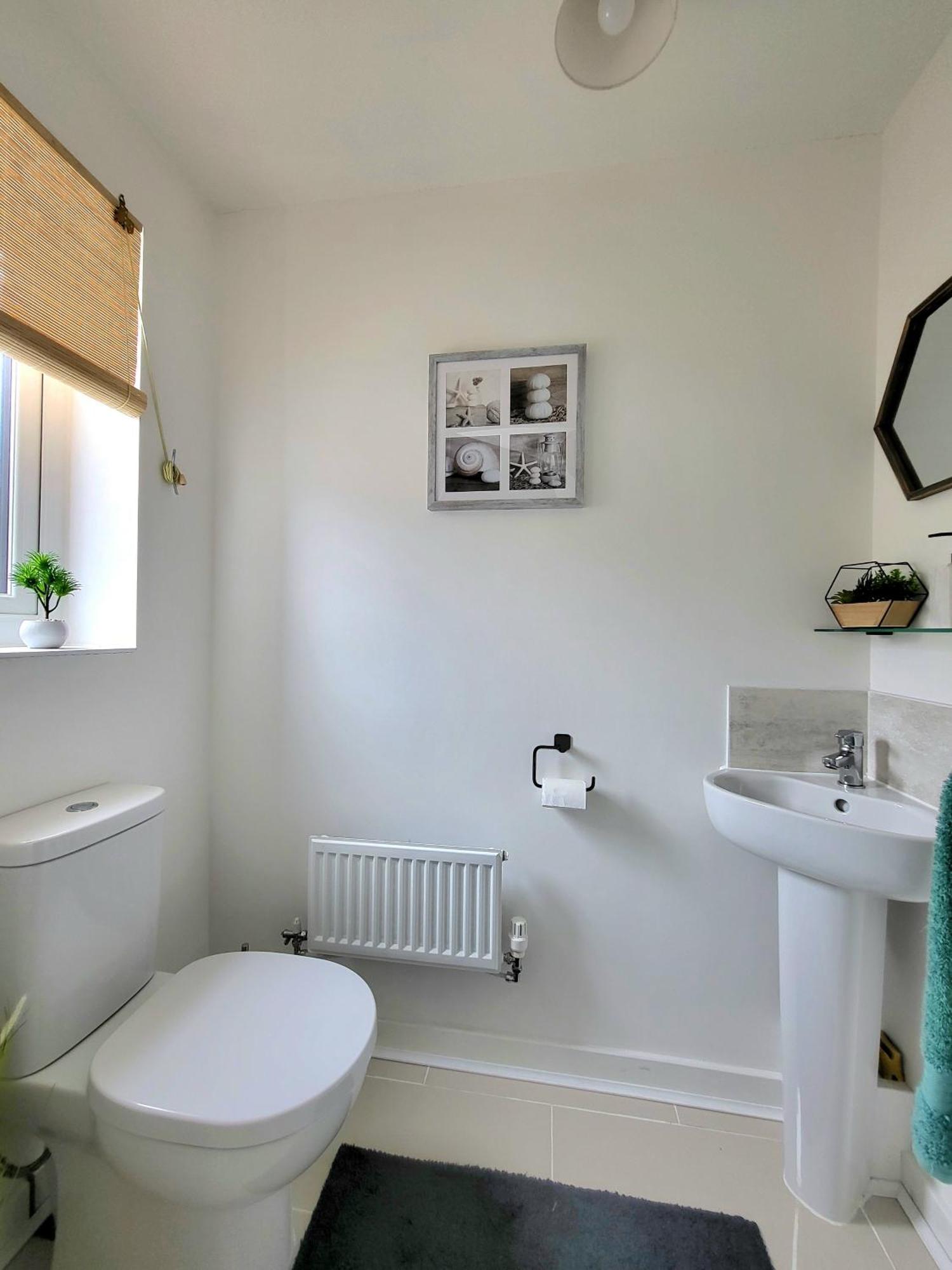 Seaside Beach Themed Home With Garden And Driveway Lytham St Annes Extérieur photo