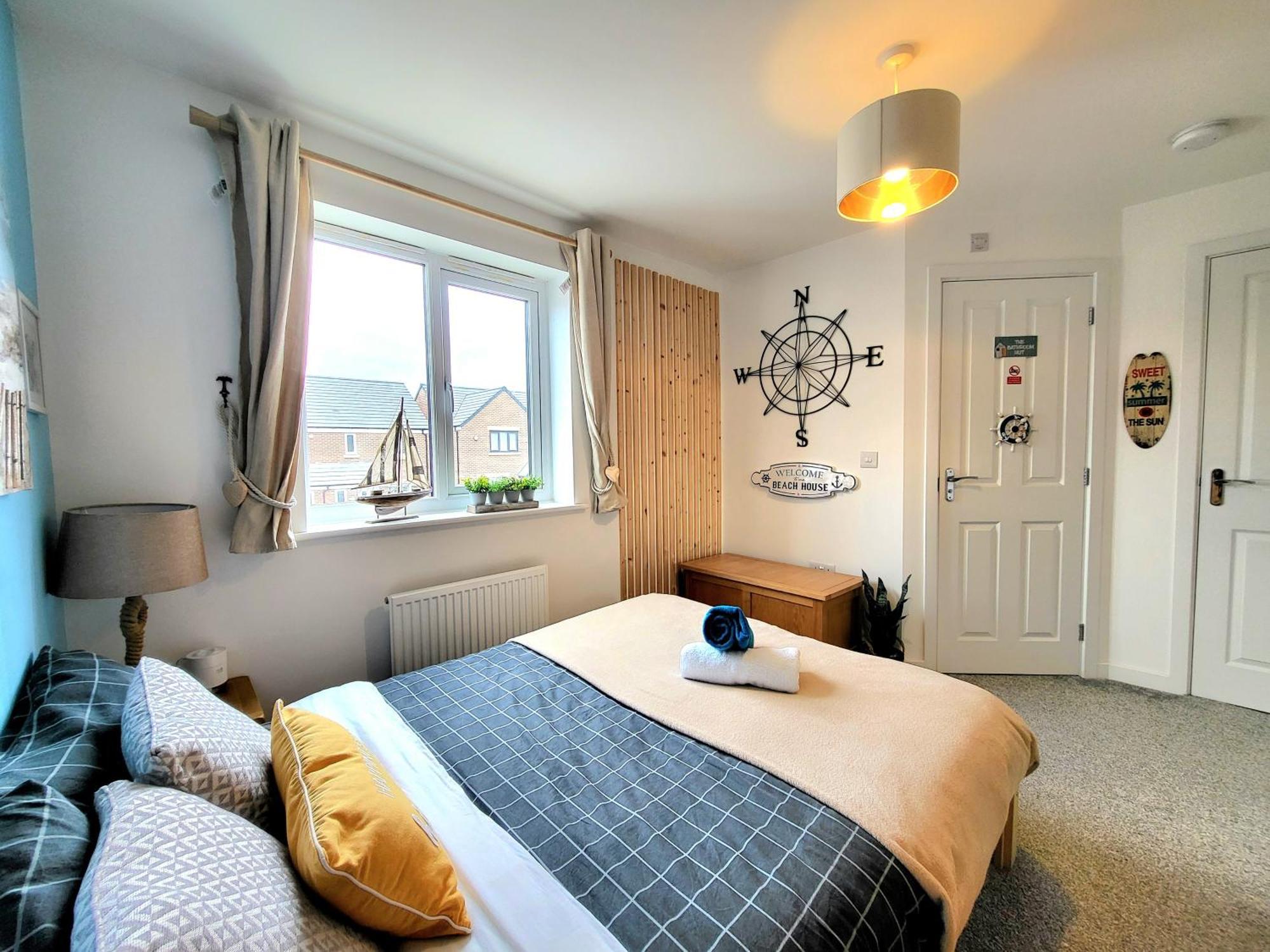 Seaside Beach Themed Home With Garden And Driveway Lytham St Annes Extérieur photo